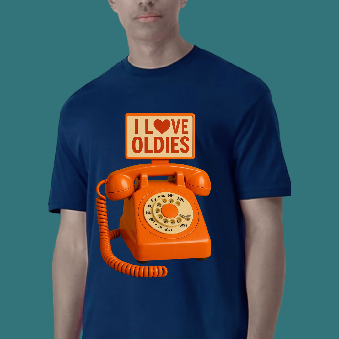 "I ❤️ Oldies” Retro Phone T-Shirt